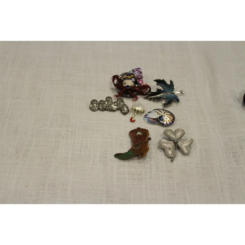 Brooch and Pin‎ Lot Silver Tone Vintage Fashion Jewelry Accents